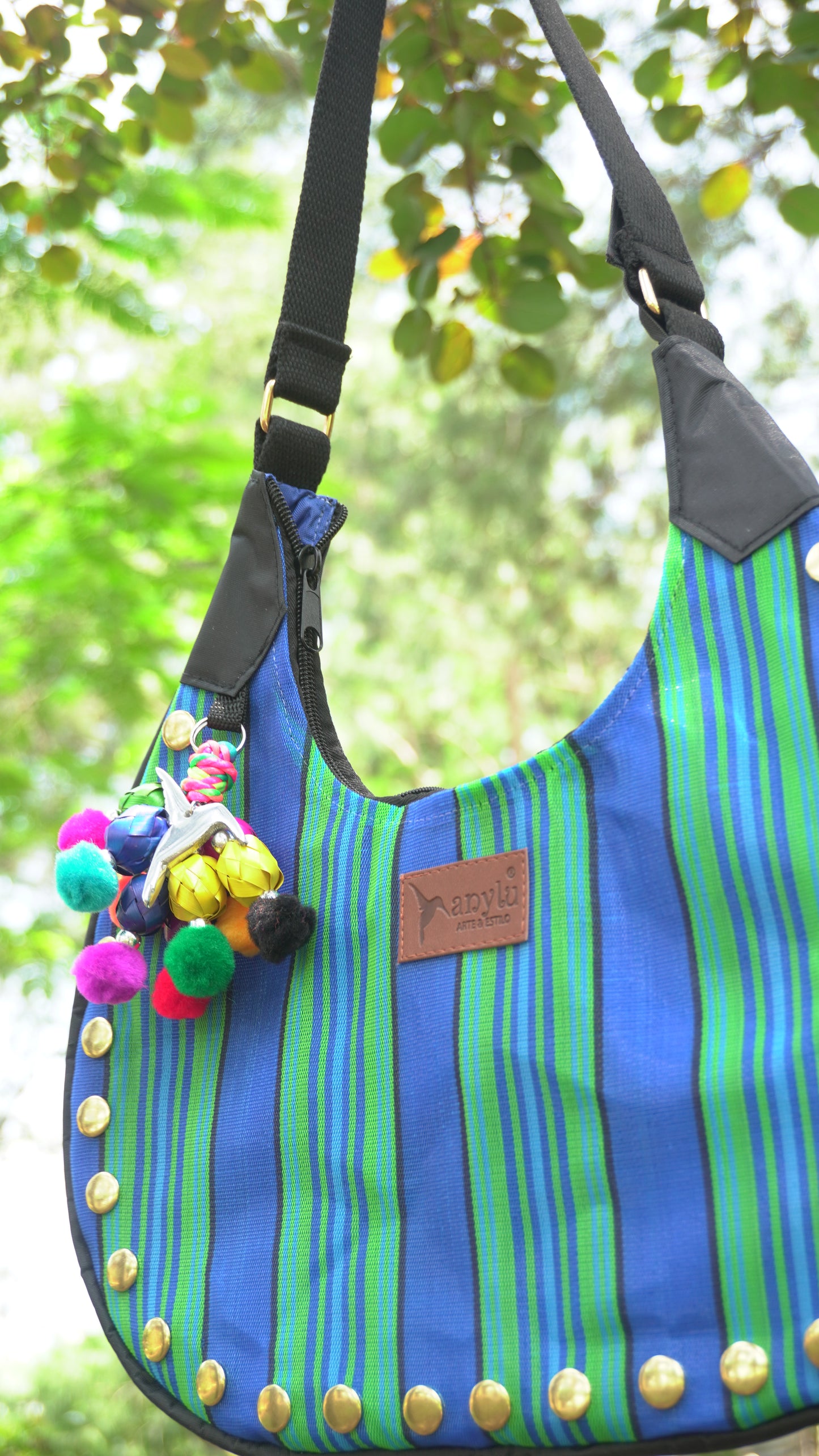 Bolsa Hobo para Mujer con Remaches | Cutzi - Anylu